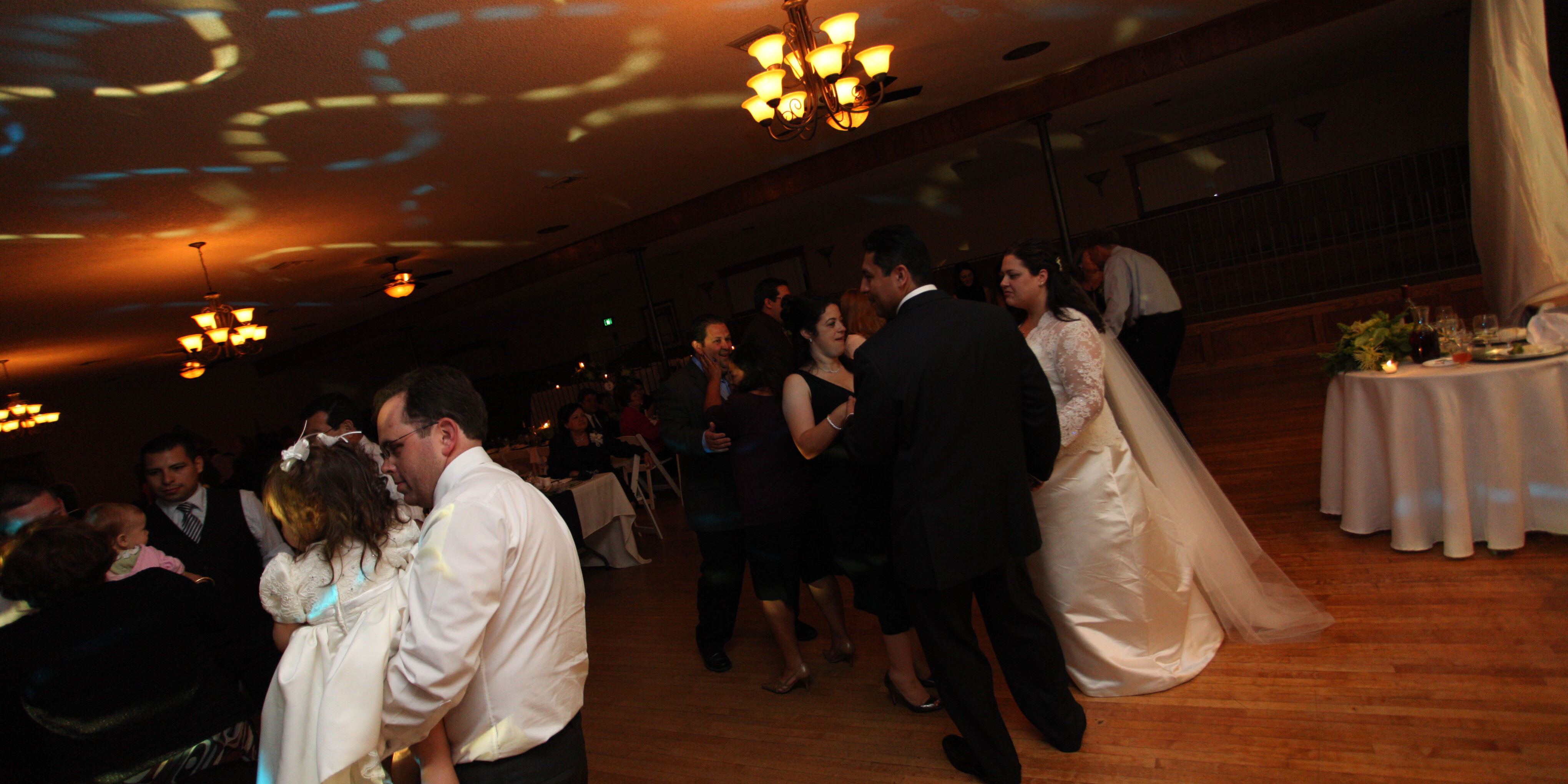 Wedding_Quinceanera_Reception_Dance_Floor